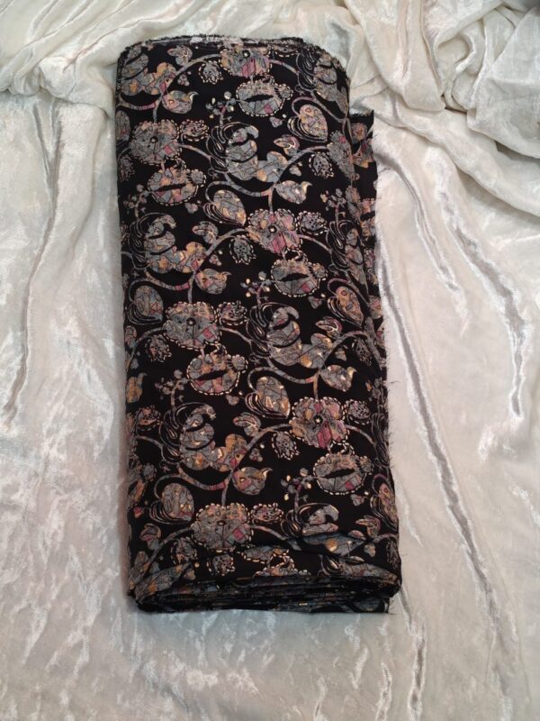 black classic print (width 44 inches)